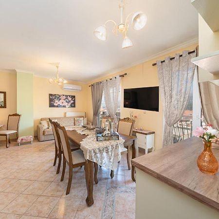 Aigli Elegant Sea View Apartment In Argostoli Luaran gambar